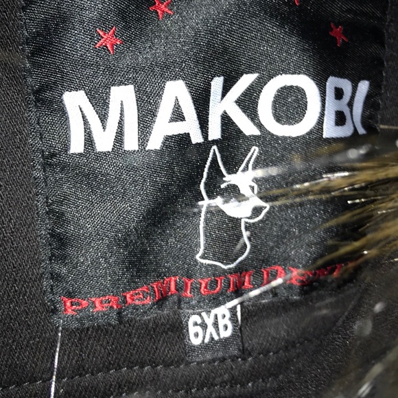 Men’s Coat - Picture 2 of 5